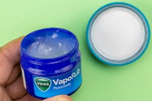 Can You Put Vicks on Your Lips?